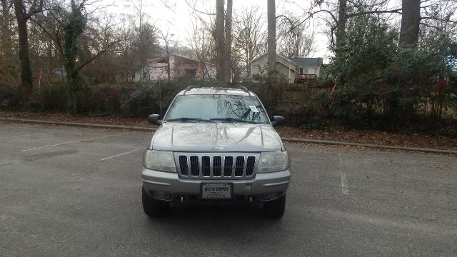 Jeep Grand Cherokee 2002 photo 2