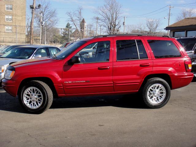 Jeep Grand Cherokee 2002 photo 1