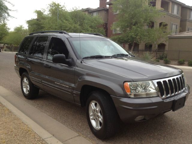 Jeep Grand Cherokee 2002 photo 3