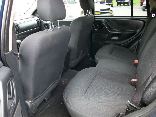 Jeep Grand Cherokee 2002 photo 4