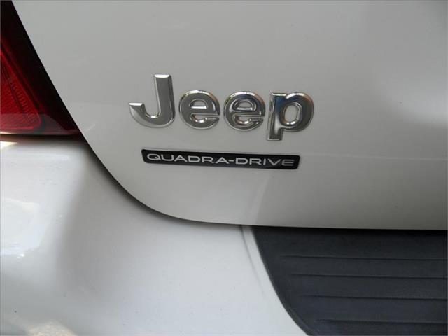 Jeep Grand Cherokee 2002 photo 12