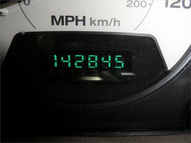 Jeep Grand Cherokee 2002 photo 13