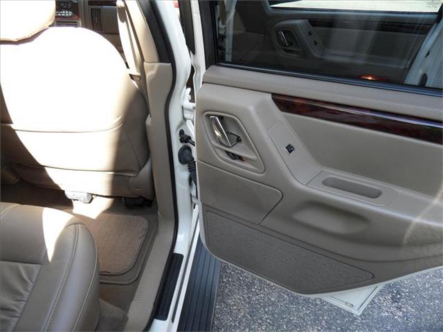 Jeep Grand Cherokee 2002 photo 20