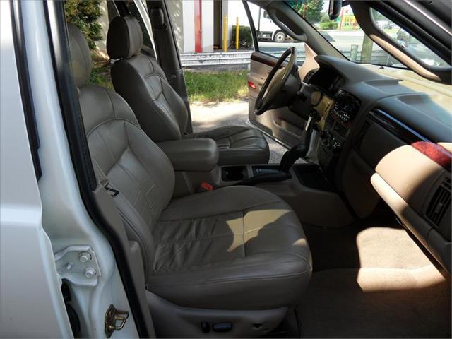 Jeep Grand Cherokee 2002 photo 24