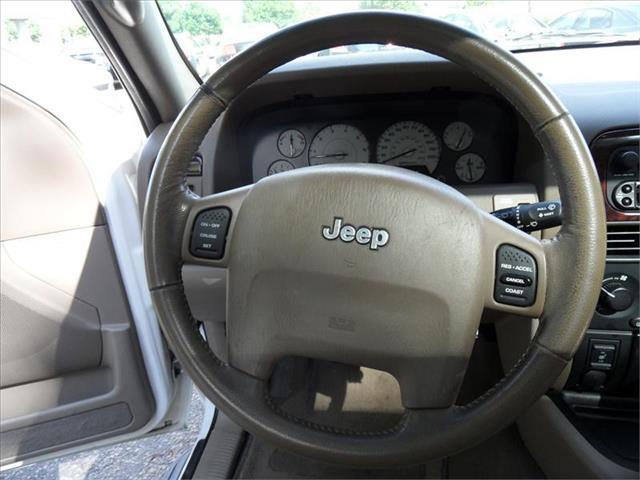 Jeep Grand Cherokee 2002 photo 9