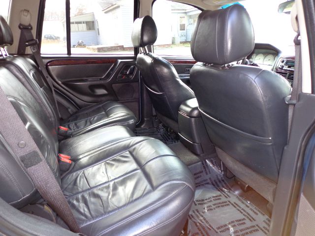 Jeep Grand Cherokee 2002 photo 31