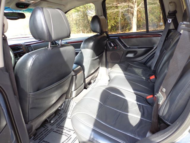Jeep Grand Cherokee 2002 photo 32