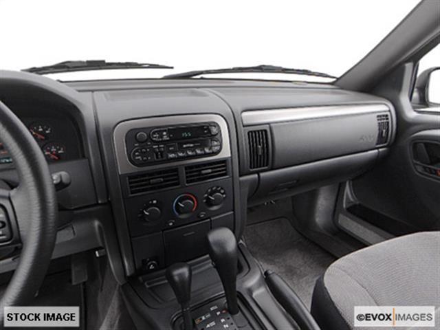 Jeep Grand Cherokee 2002 photo 2