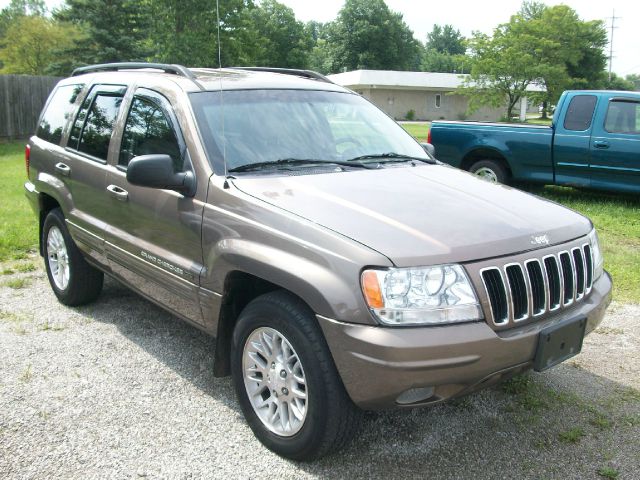 Jeep Grand Cherokee 2002 photo 4