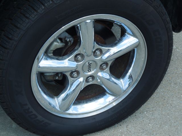 Jeep Grand Cherokee 2002 photo 1