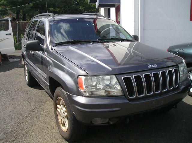 Jeep Grand Cherokee 2002 photo 2
