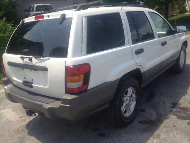 Jeep Grand Cherokee 2002 photo 2