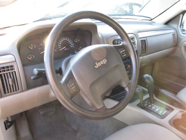Jeep Grand Cherokee 2002 photo 1