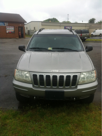 Jeep Grand Cherokee 2002 photo 2