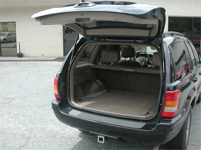 Jeep Grand Cherokee 2002 photo 4