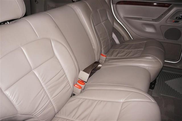 Jeep Grand Cherokee 2002 photo 1