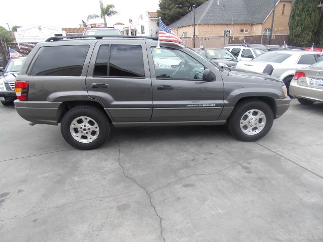 Jeep Grand Cherokee 2002 photo 36