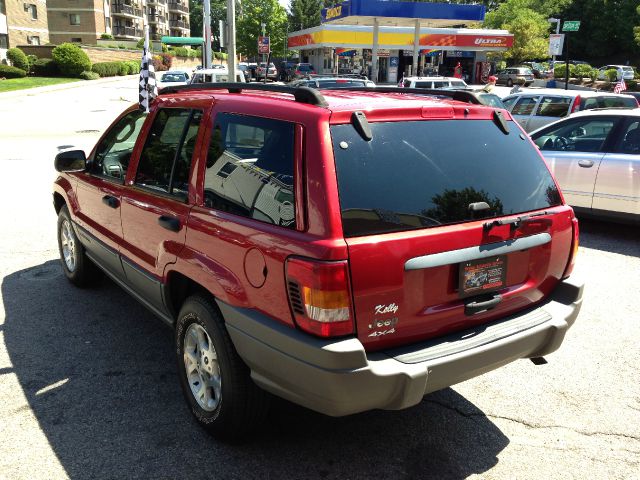 Jeep Grand Cherokee 2002 photo 1