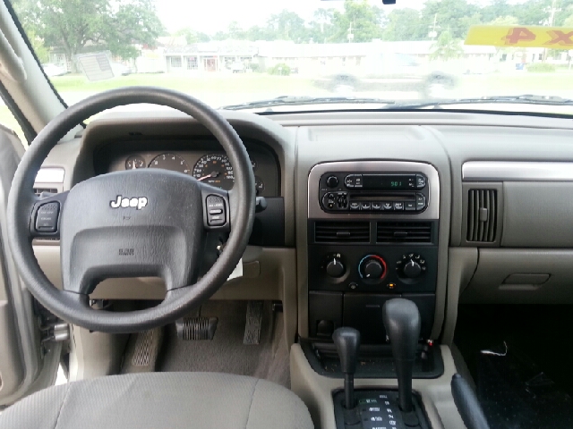Jeep Grand Cherokee Base W/nav.sys SUV