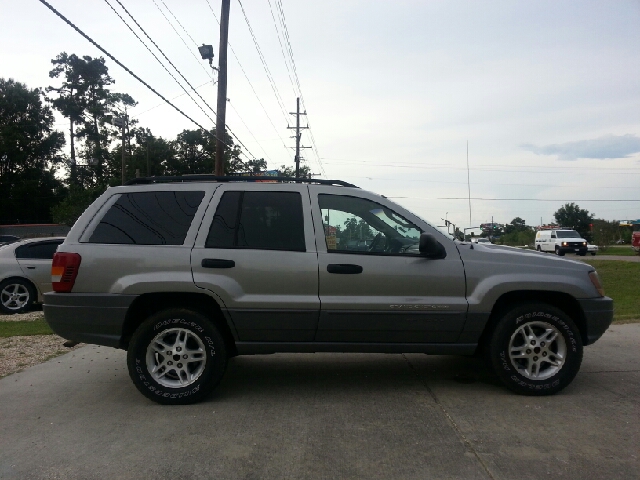 Jeep Grand Cherokee 2002 photo 2
