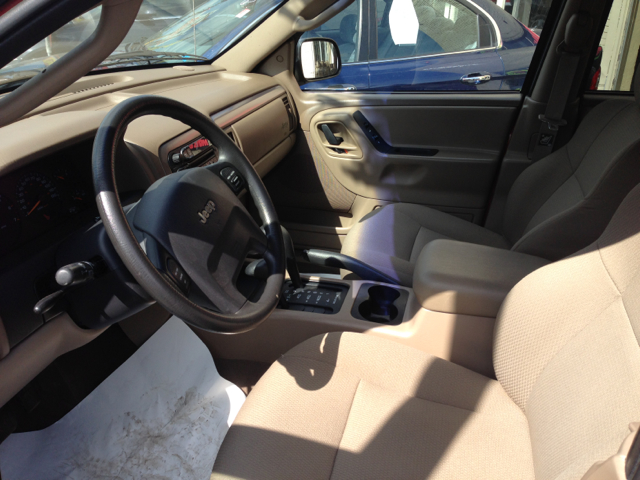 Jeep Grand Cherokee 2002 photo 1