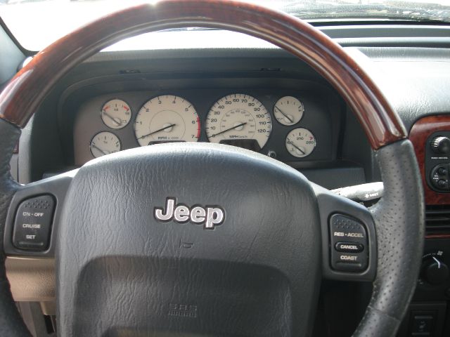 Jeep Grand Cherokee 2002 photo 9