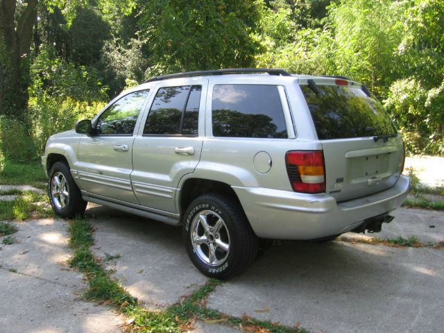 Jeep Grand Cherokee 2002 photo 2