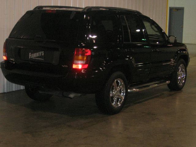 Jeep Grand Cherokee 2002 photo 2