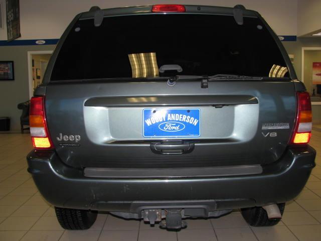 Jeep Grand Cherokee 2002 photo 1