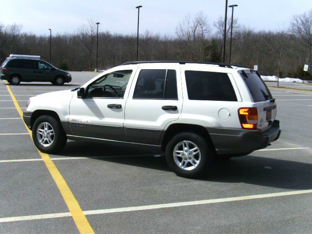 Jeep Grand Cherokee 2002 photo 4