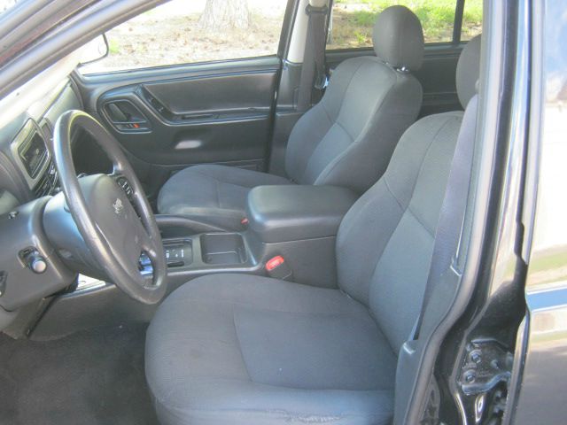 Jeep Grand Cherokee 2002 photo 3