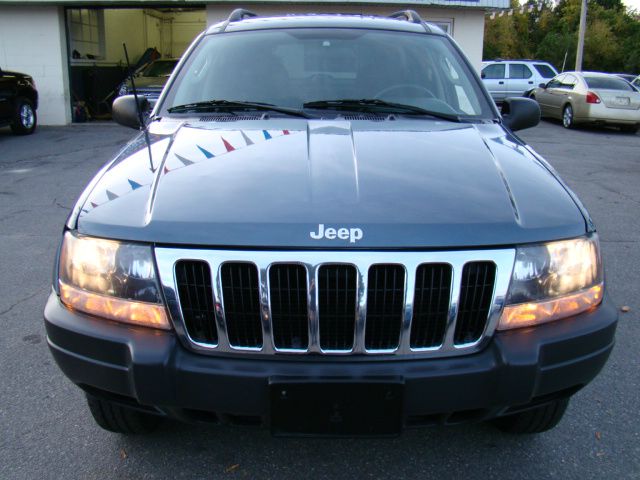 Jeep Grand Cherokee 2003 photo 1