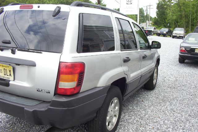 Jeep Grand Cherokee 2003 photo 1