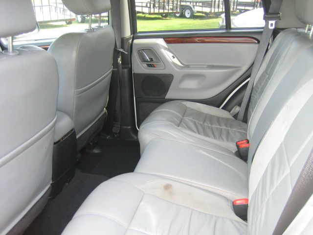 Jeep Grand Cherokee 2003 photo 1