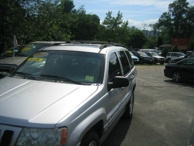 Jeep Grand Cherokee 2003 photo 3
