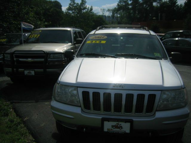 Jeep Grand Cherokee 2003 photo 4