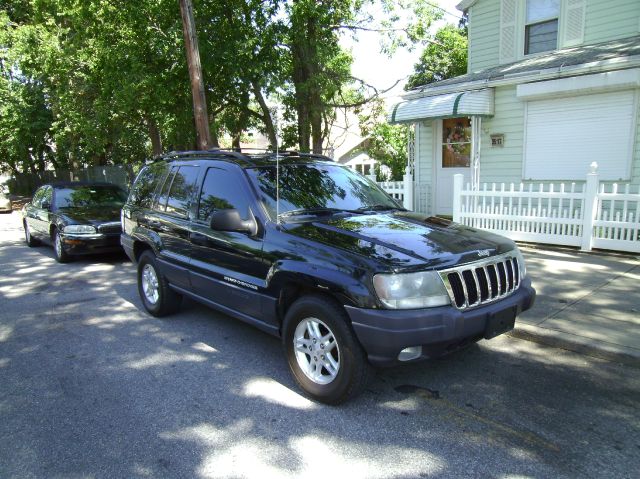 Jeep Grand Cherokee 2003 photo 2
