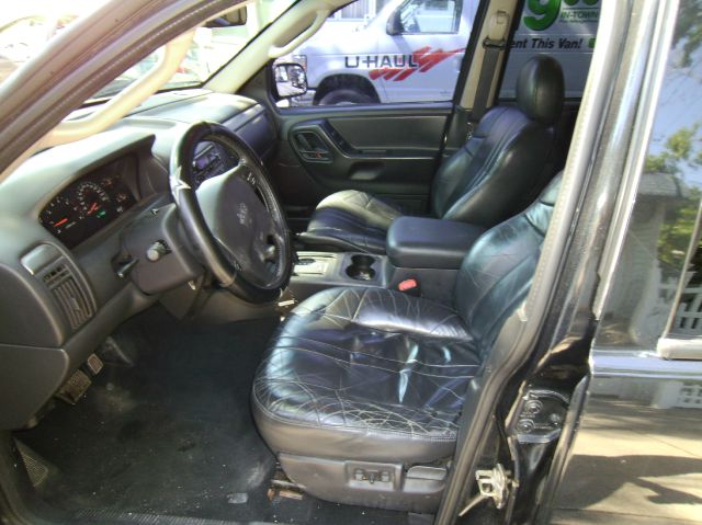 Jeep Grand Cherokee 2003 photo 3