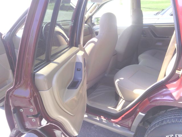 Jeep Grand Cherokee 2003 photo 4