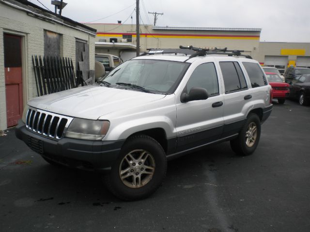 Jeep Grand Cherokee 2003 photo 2