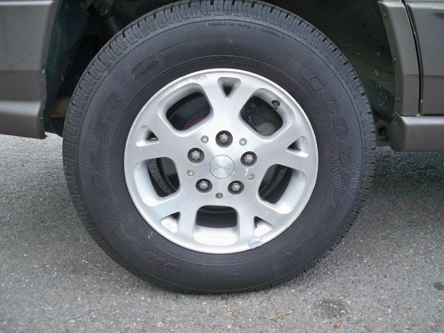 Jeep Grand Cherokee 2003 photo 20