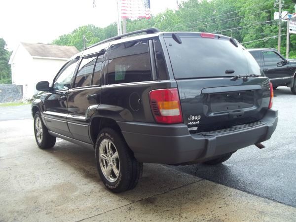 Jeep Grand Cherokee LOW Miles NICE 4door Sedan SUV