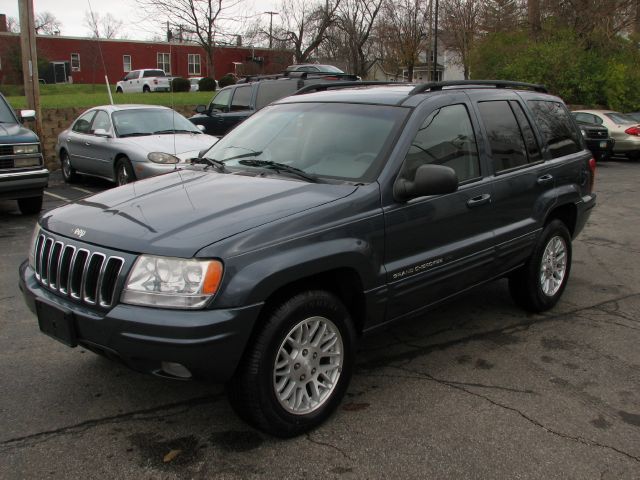 Jeep Grand Cherokee 2003 photo 1
