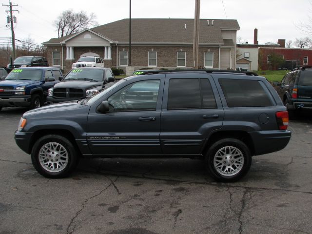 Jeep Grand Cherokee 2003 photo 4