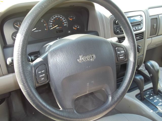 Jeep Grand Cherokee 2003 photo 1