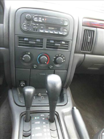 Jeep Grand Cherokee 4dr 114 WB W/4.6l AWD SUV