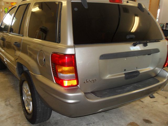 Jeep Grand Cherokee Sedan 4dr SUV