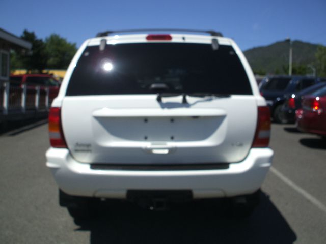 Jeep Grand Cherokee Super SUV