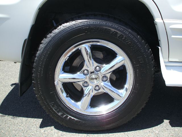 Jeep Grand Cherokee 2004 photo 10