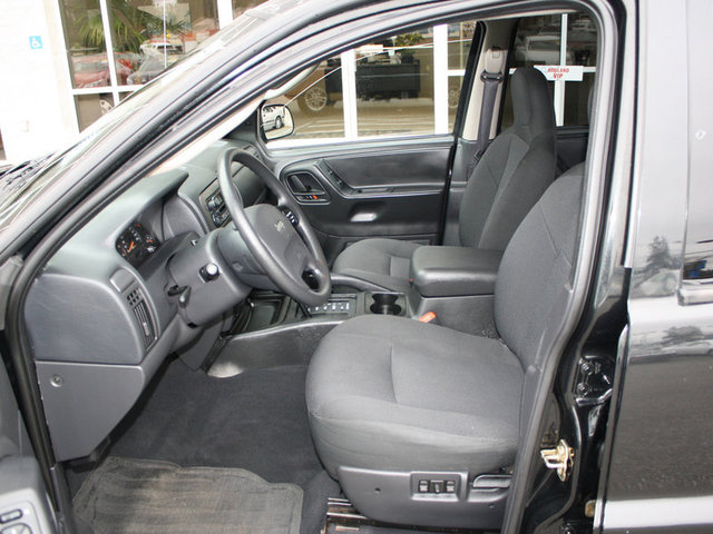 Jeep Grand Cherokee 2004 photo 5